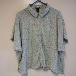 Hot Topic Women's Green Frog Print Button Down Top Size XL
